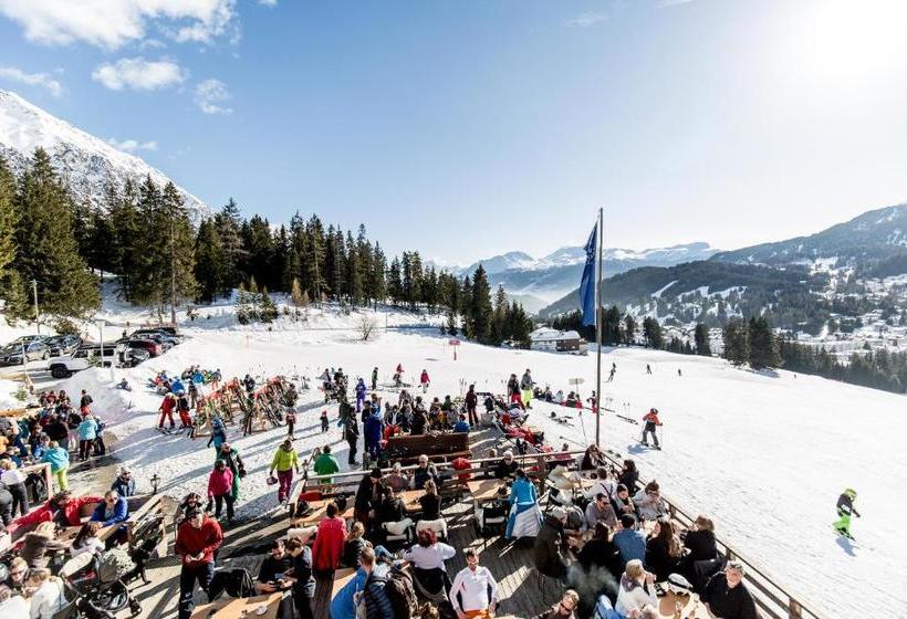 هتل Berggasthaus Crest'ota