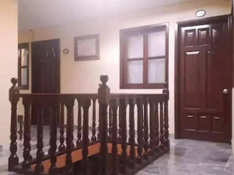 هتل Camino De Villaseca