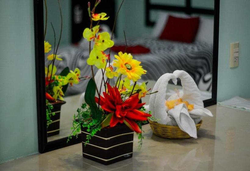 فندق Castillo Del Rey