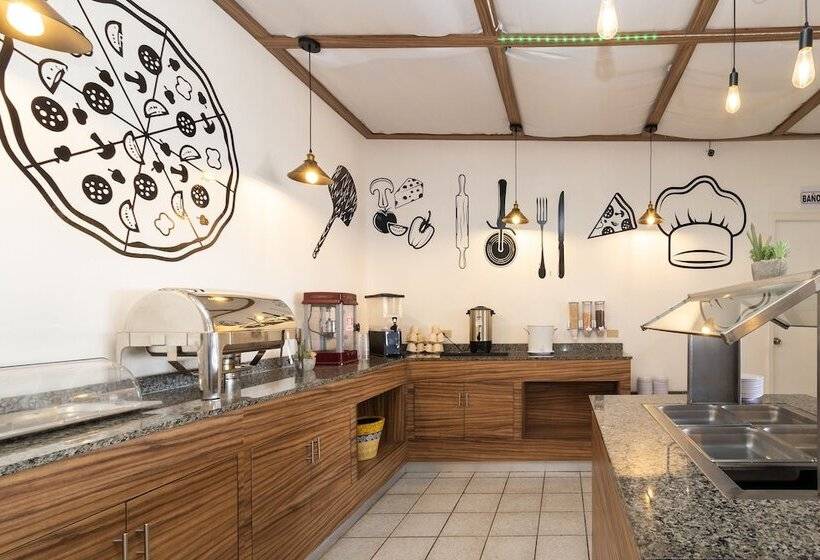 فندق Real Del Sur