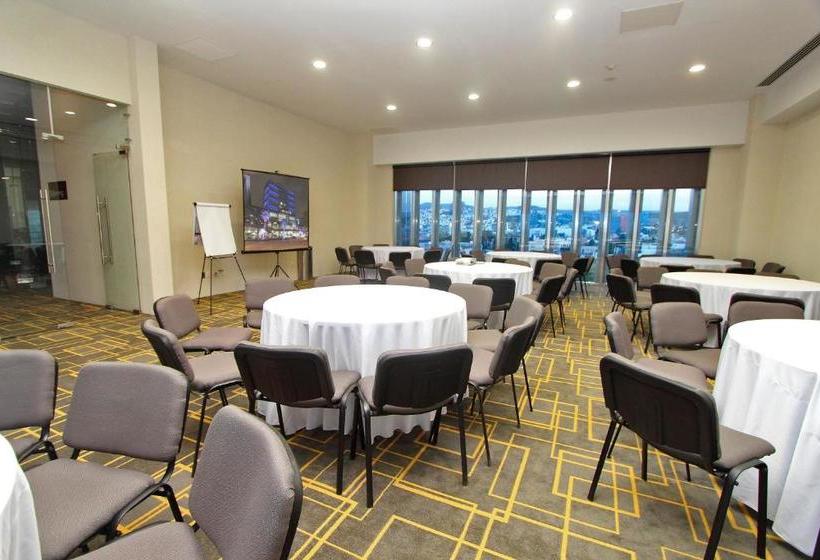 The View Hotel By Covalia