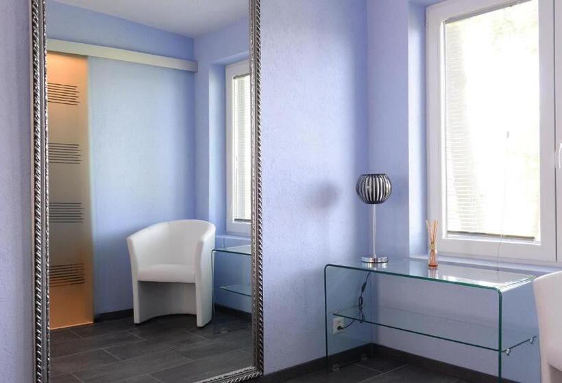 モーテル Belp Bern Airport Free Parking