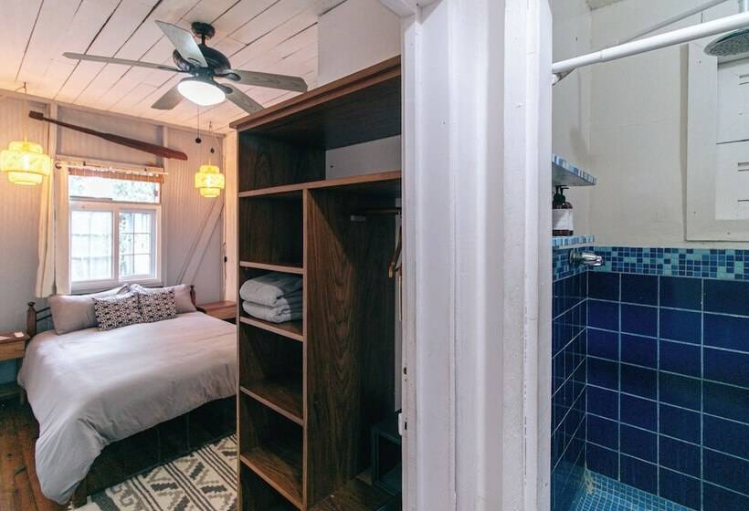 Saigon Bay Bed & Breakfast