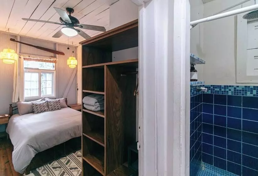 Saigon Bay Bed & Breakfast