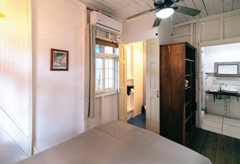 Saigon Bay Bed & Breakfast