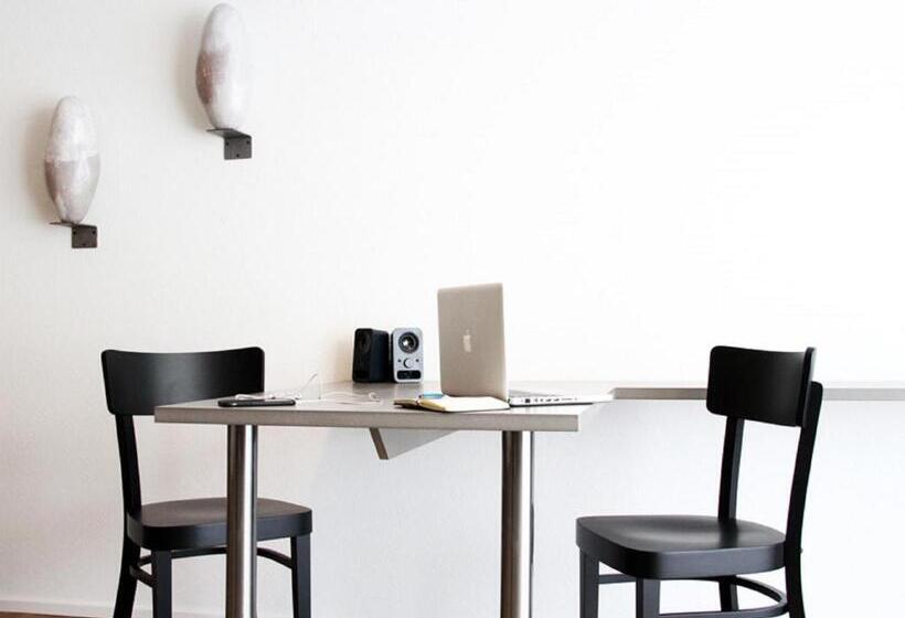 Stockberg Hotel & Apartments