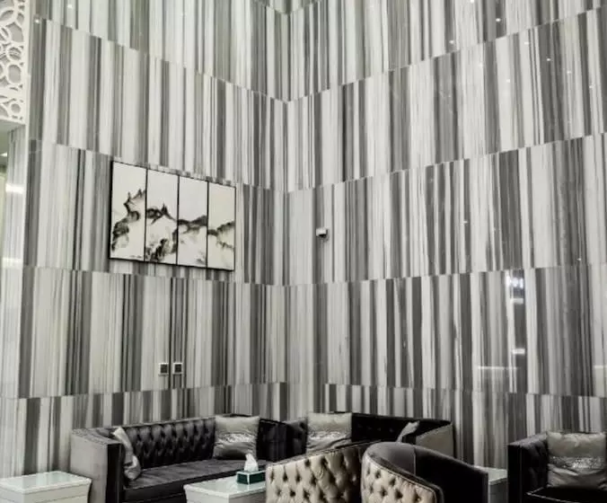 Hotelli Express Seven Palaces