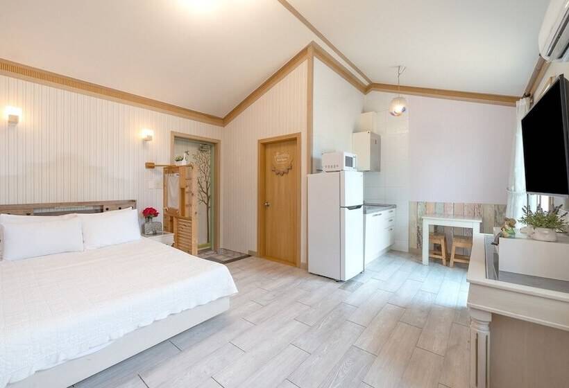 Ganghwa Luce Pension