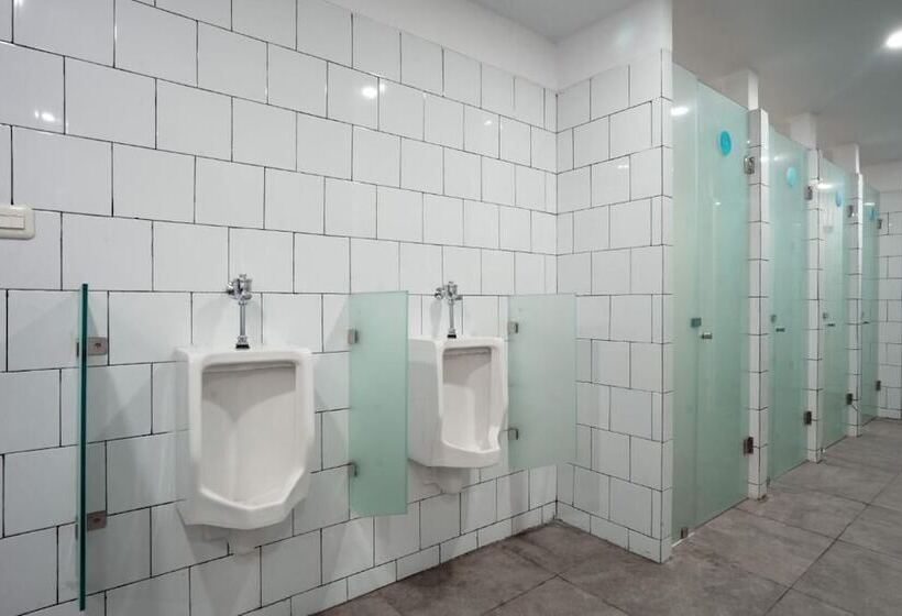 Hotel Bobopod Kota Tua Jakarta