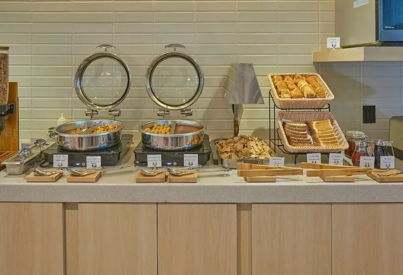 ホテル City Express By Marriott Cancun Aeropuerto