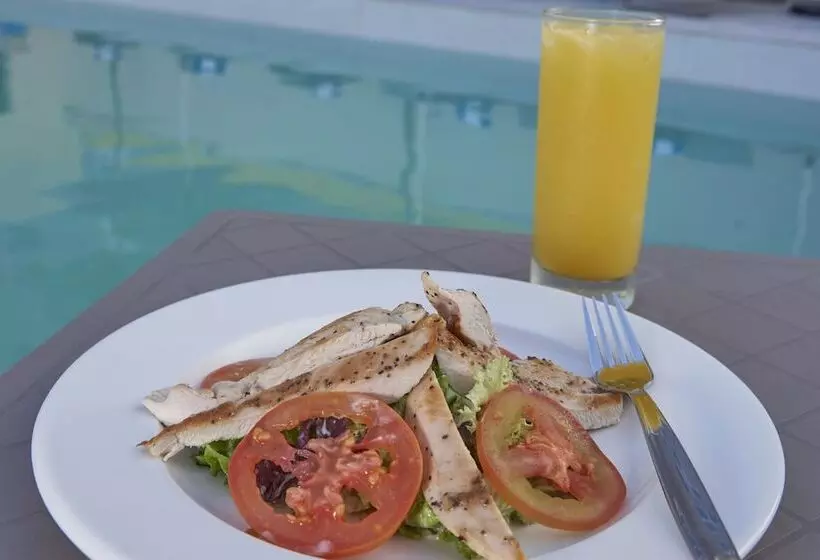 ホテル City Express By Marriott Cancun Aeropuerto