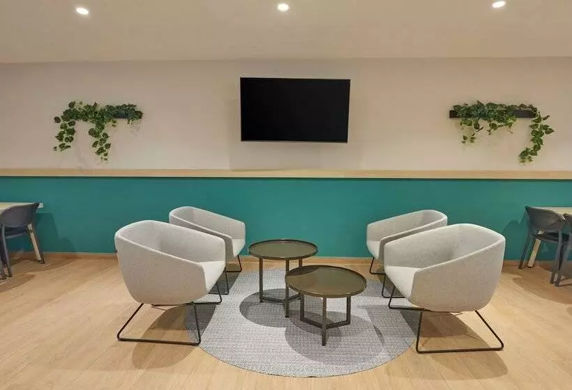 ホテル City Express By Marriott Cancun Aeropuerto