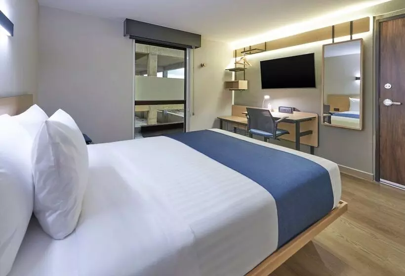 ホテル City Express By Marriott Cancun Aeropuerto