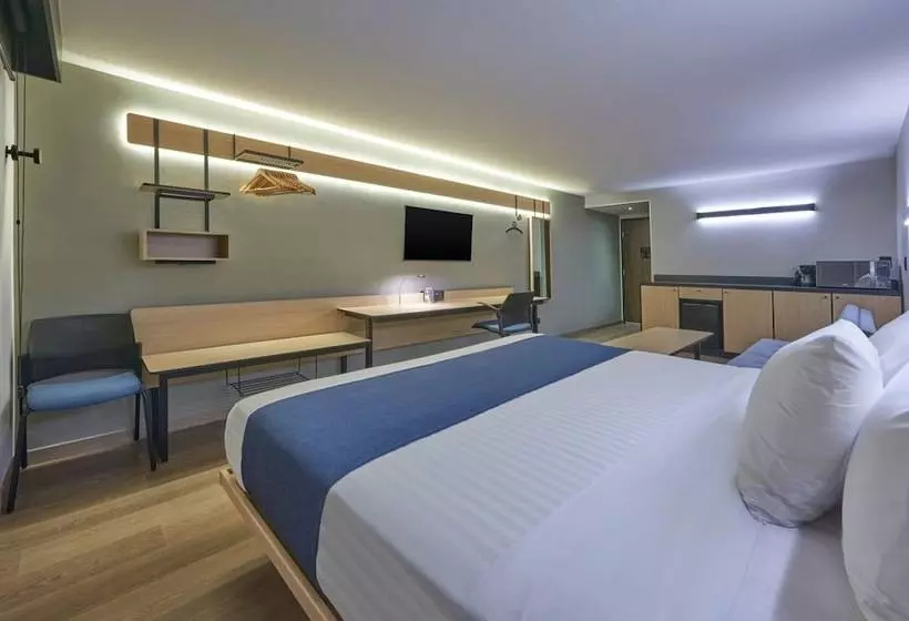 ホテル City Express By Marriott Cancun Aeropuerto