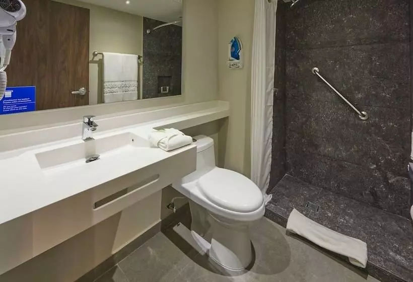 ホテル City Express By Marriott Cancun Aeropuerto