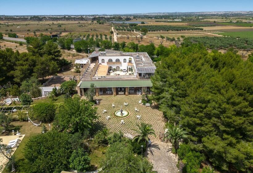 Отель 3376 Masseria Cucuruzza Superior Dora