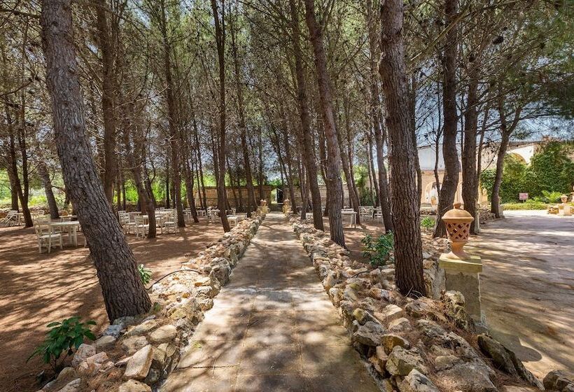 Отель 3376 Masseria Cucuruzza Superior Dora