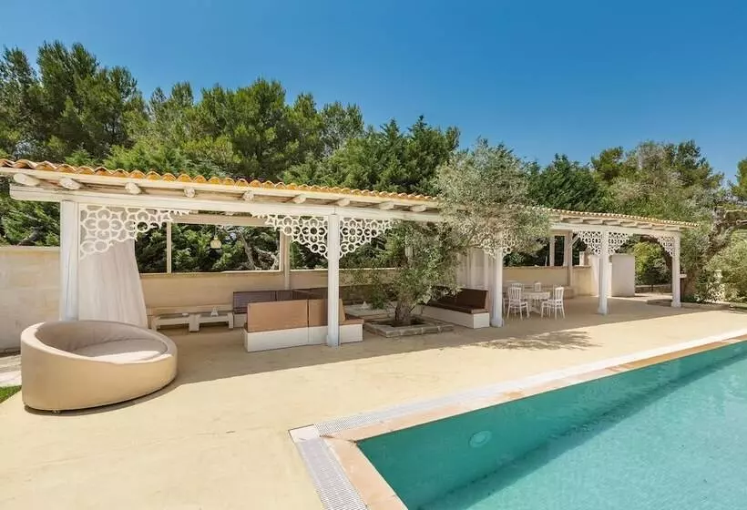 Hotelli 3376 Masseria Cucuruzza   Superior Dora