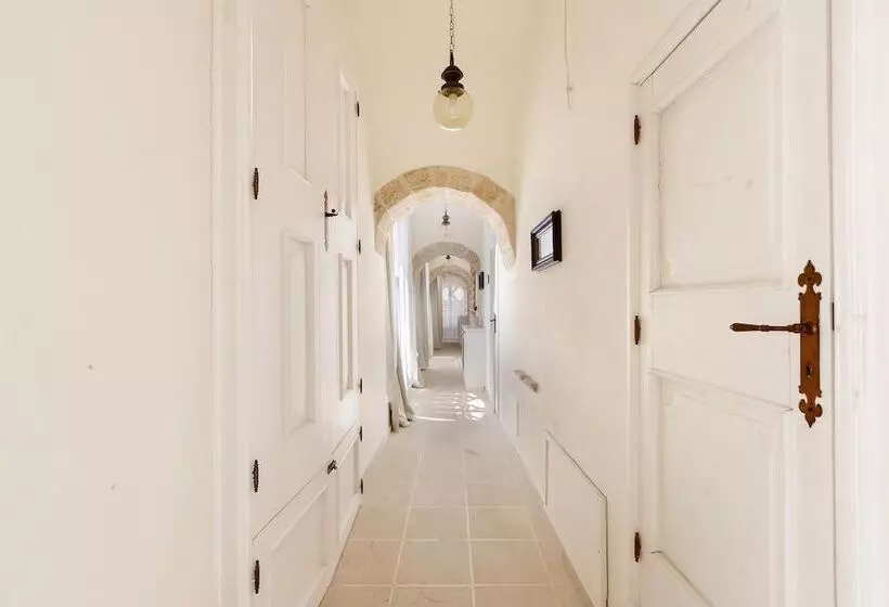 Hotelli 3376 Masseria Cucuruzza   Superior Dora