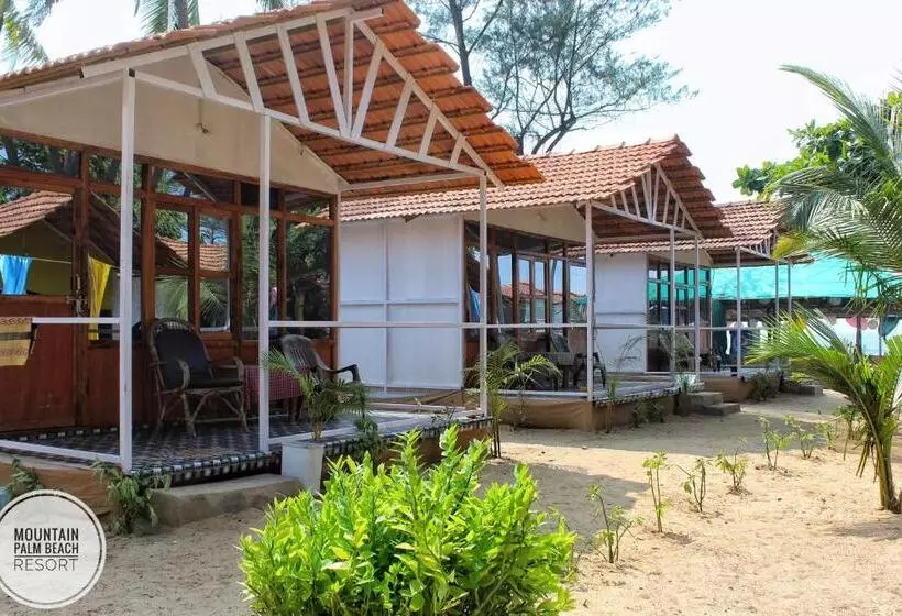 ホテル Mountain Palm Patnem Beach