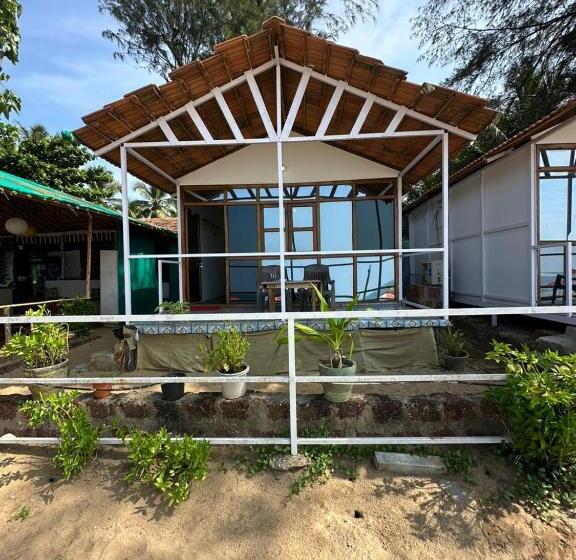 فندق Mountain Palm Patnem Beach