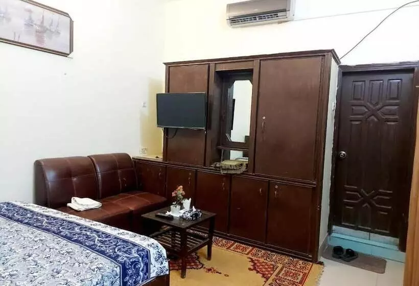 پانسیون Embassy Inn Guest House Hyderabad