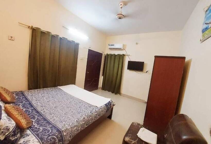 پانسیون Embassy Inn Guest House Hyderabad