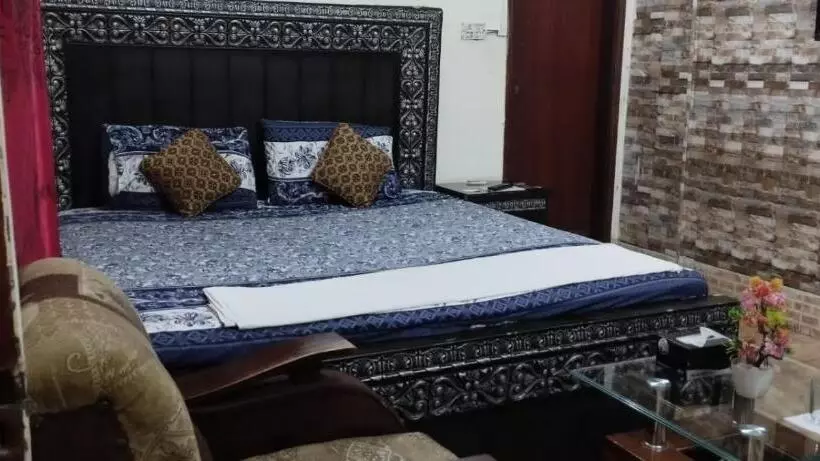 پانسیون Embassy Inn Guest House Hyderabad