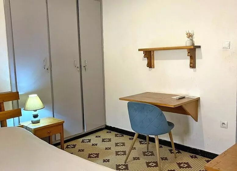 پانسیون Umoja Guest House
