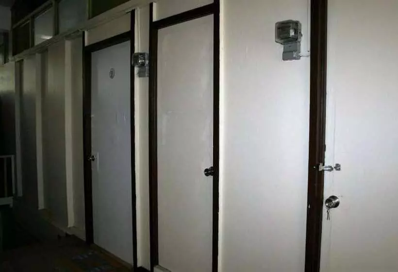 8th Street Guesthouse Sto Nino Cebu   Hostel