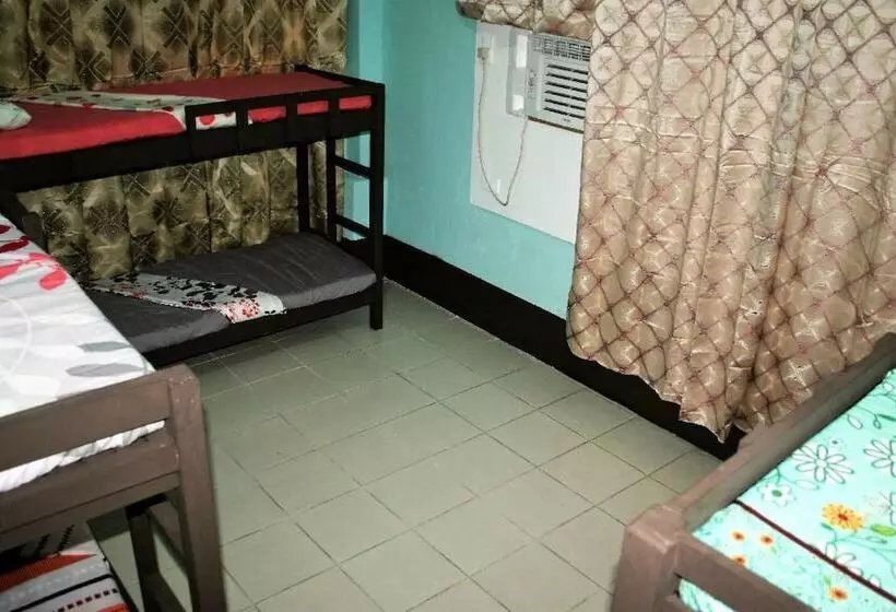 8th Street Guesthouse Sto Nino Cebu   Hostel