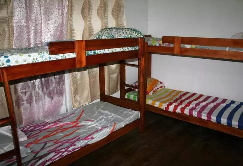 8th Street Guesthouse Sto Nino Cebu   Hostel