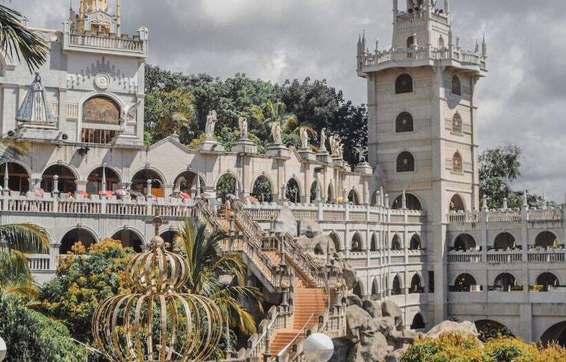 8th Street Guesthouse Sto Nino Cebu Hostel