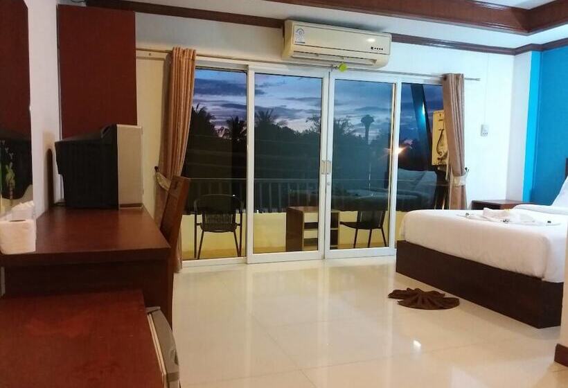 Lanta Long Beach Apartment   Hostel