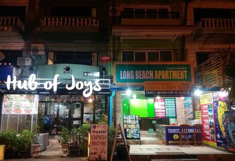 Lanta Long Beach Apartment   Hostel