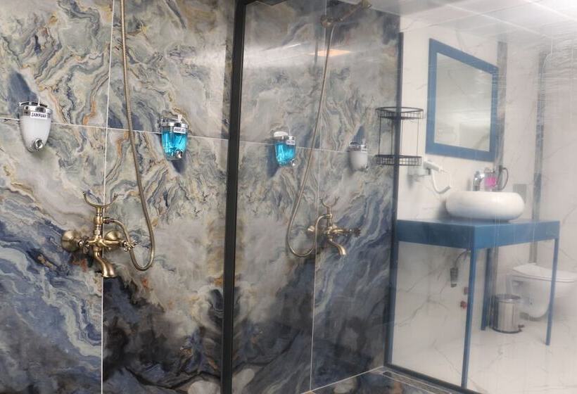 تختخواب و صبحانه Blueay Butik Otel