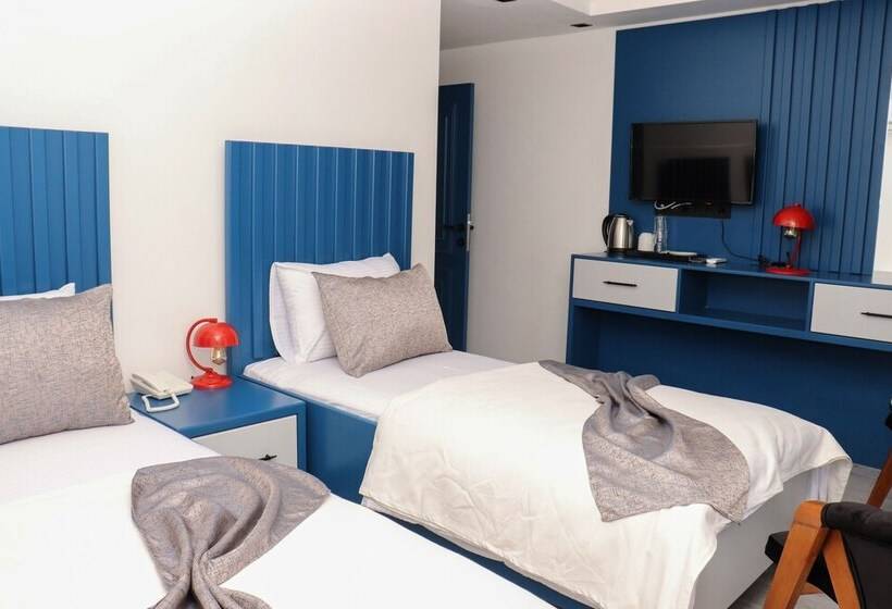 تختخواب و صبحانه Blueay Butik Otel