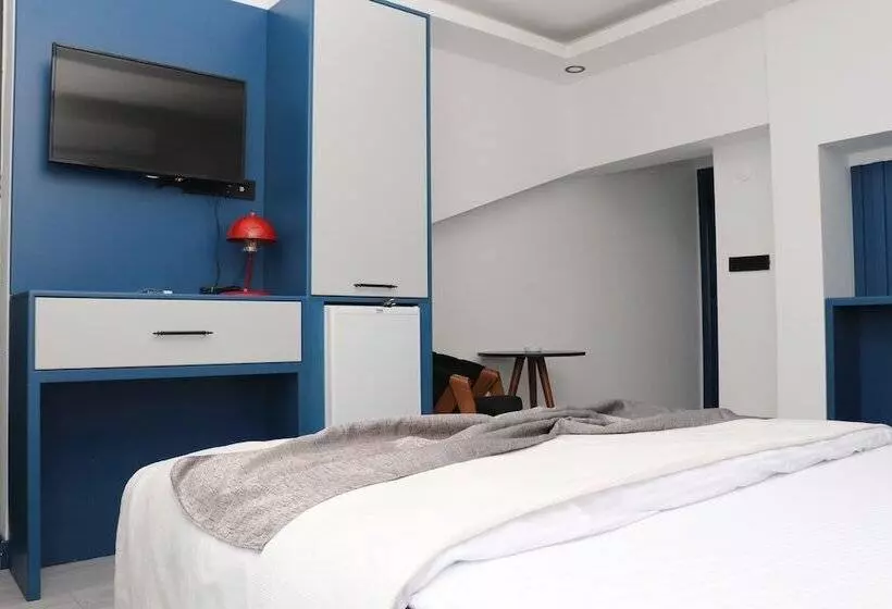 تختخواب و صبحانه Blueay Butik Otel