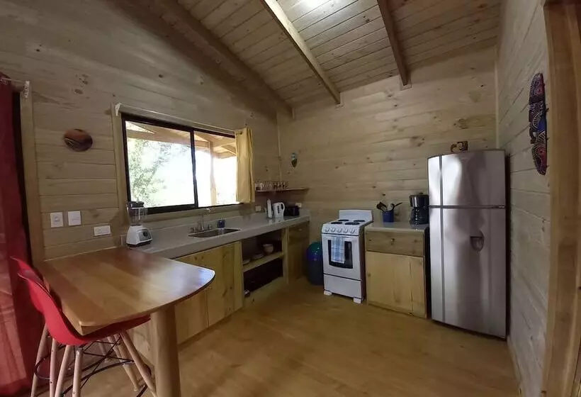 Cabinas Costa Tropicana