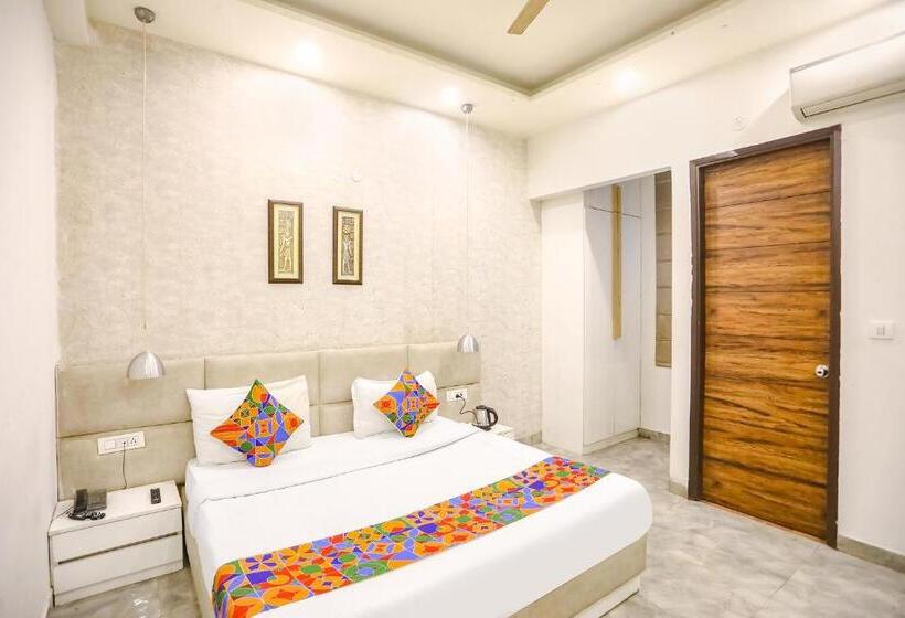 Fabhotel F9 Sector 19