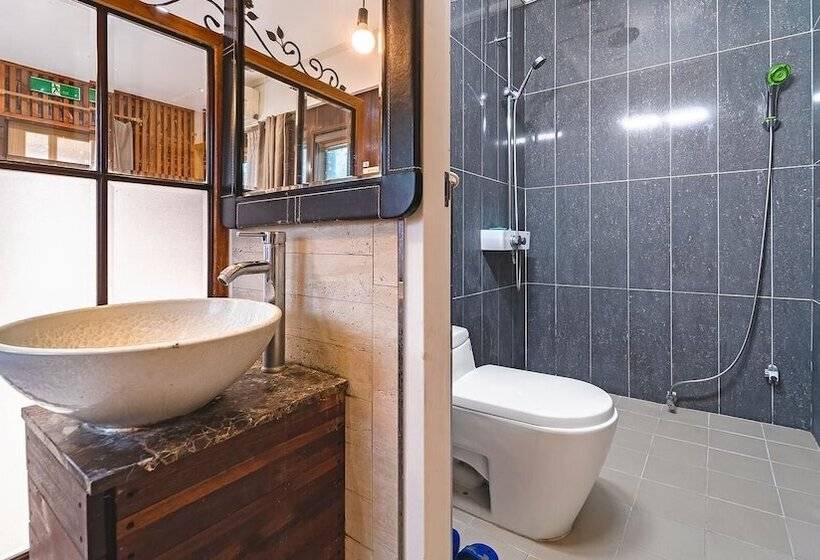 Gapyeong Hill House Pension