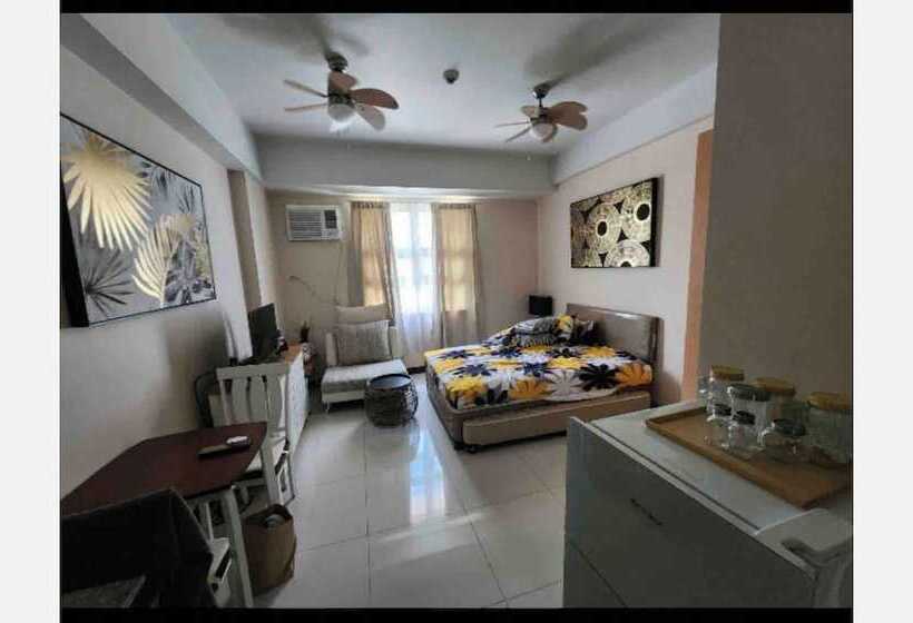 Hotel 101 Newport Blvd