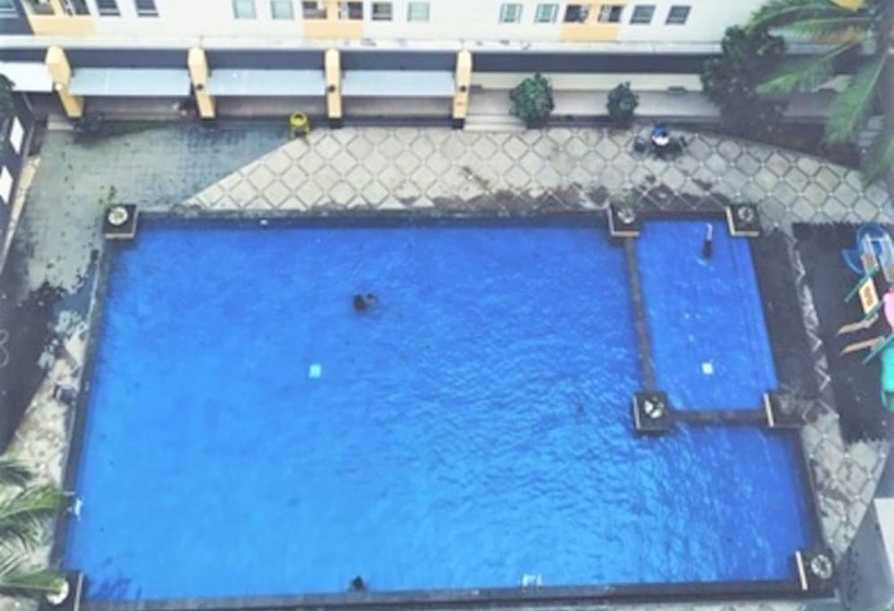 Отель Apartement Puncak Permai Tower A By Nur Faizah