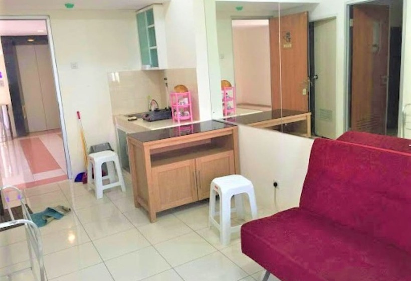 Отель Apartement Puncak Permai Tower A By Nur Faizah