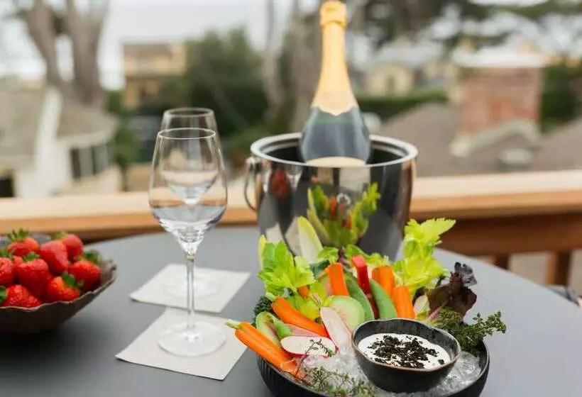 Hotelli Carmel Beach