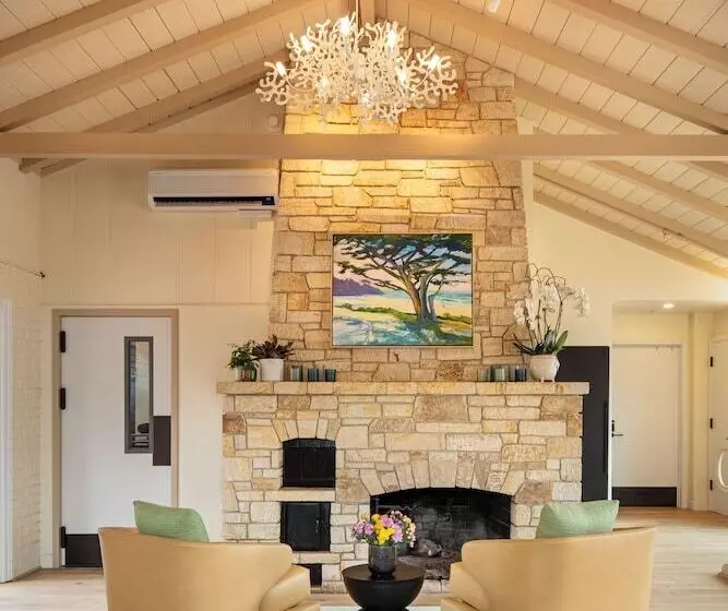 Hotelli Carmel Beach