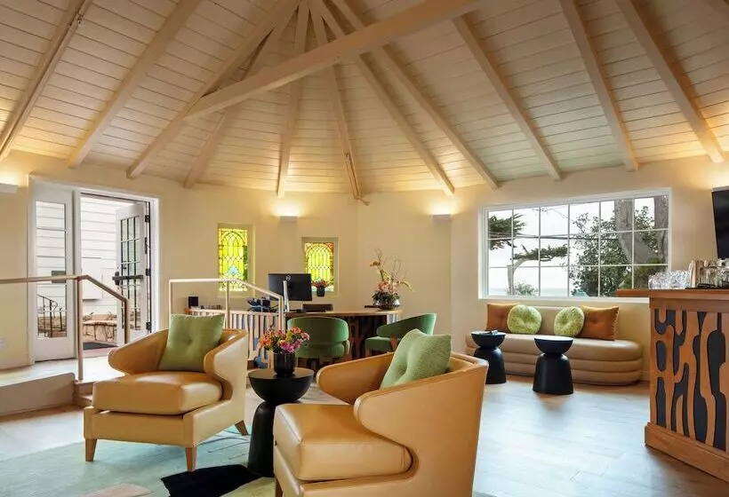 Hotelli Carmel Beach