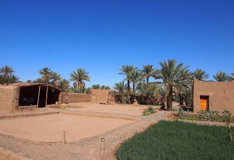 호텔 Kasbah Desert Camp