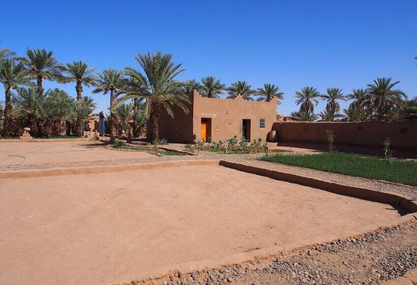 호텔 Kasbah Desert Camp