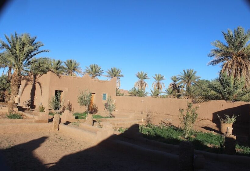 호텔 Kasbah Desert Camp